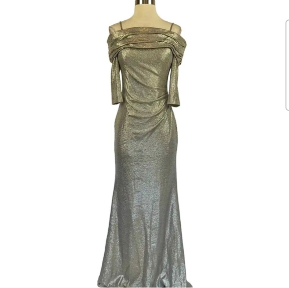 NWT! Avery G Women's Formal Dress Size 2 Gold Metallic Gown - Picture 1 of 10